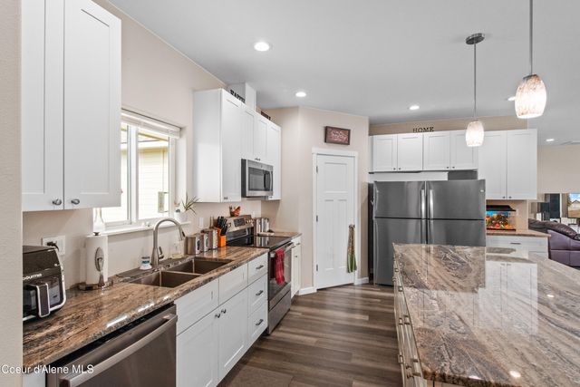 35554 N Williams LN, Athol, ID 83801