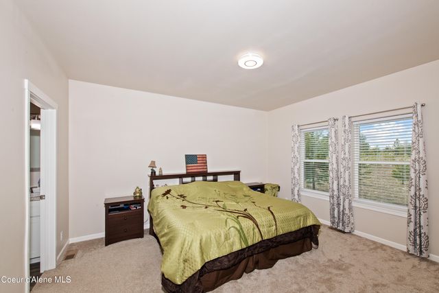 35554 N Williams LN, Athol, ID 83801