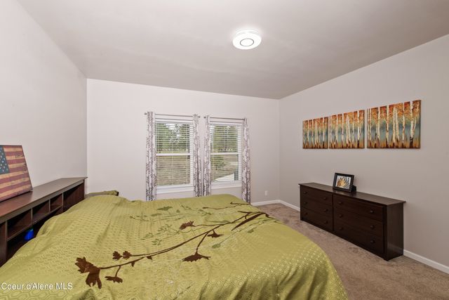 35554 N Williams LN, Athol, ID 83801