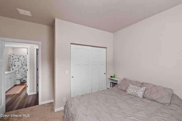 35554 N Williams LN, Athol, ID 83801