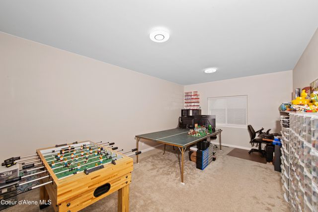 35554 N Williams LN, Athol, ID 83801