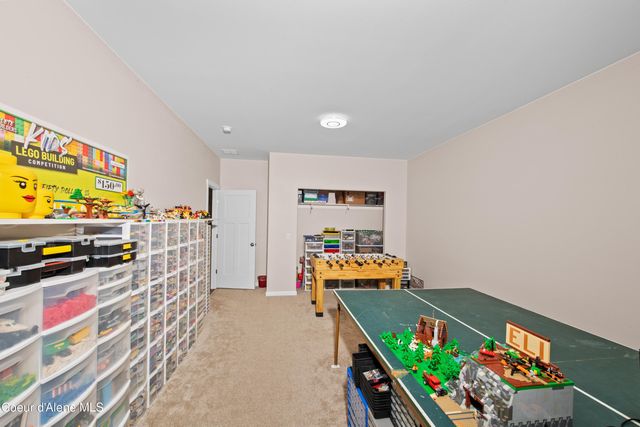 35554 N Williams LN, Athol, ID 83801