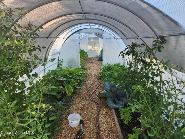 35554 N Williams LN, Athol, ID 83801