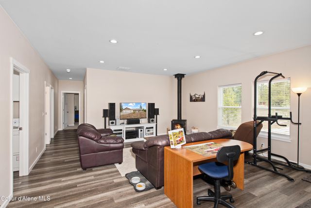 35554 N Williams LN, Athol, ID 83801