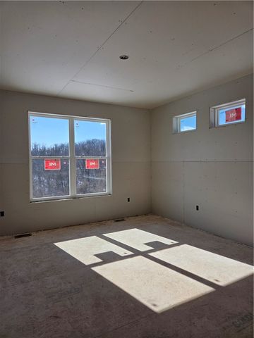 695 Ridge Avenue, Canonsburg, PA 15317