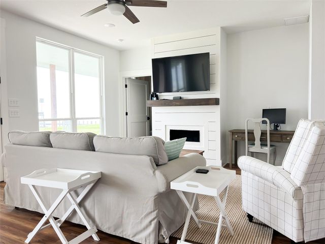 2263 Lcr 740, Thornton, TX 76687