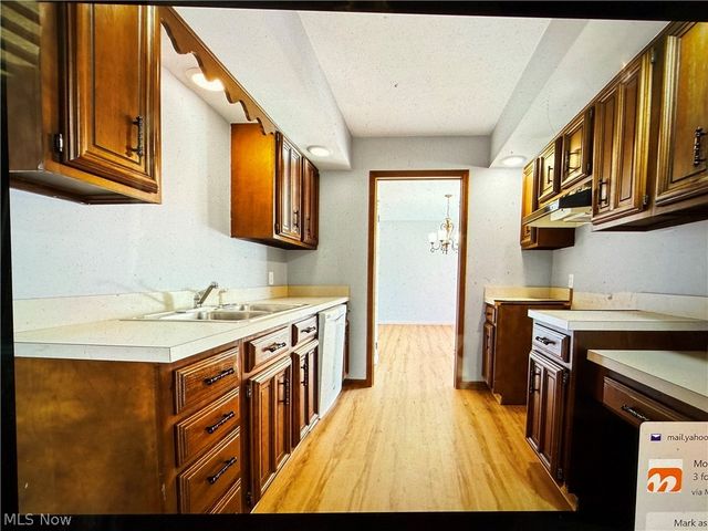 7316 Regal Drive, Conneaut, OH 44030