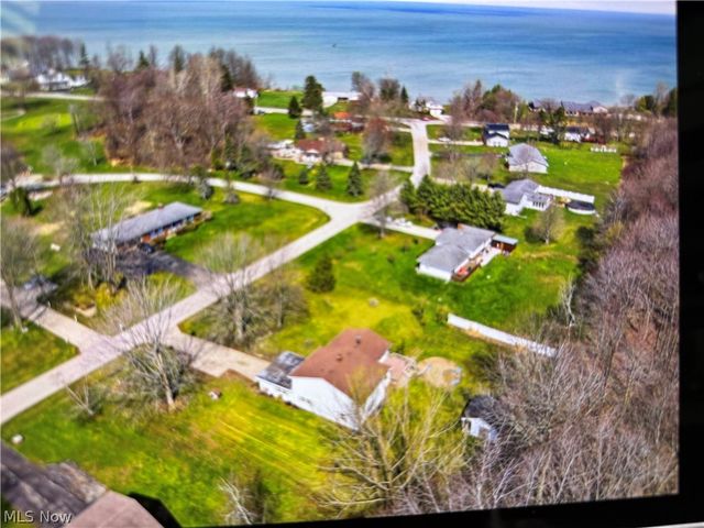 7316 Regal Drive, Conneaut, OH 44030