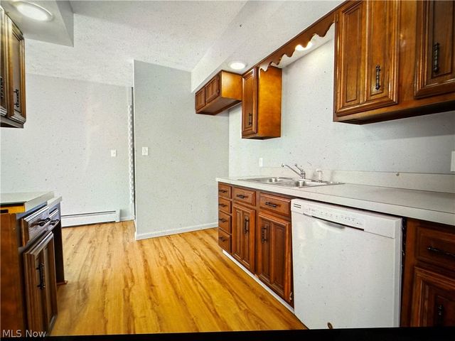 7316 Regal Drive, Conneaut, OH 44030