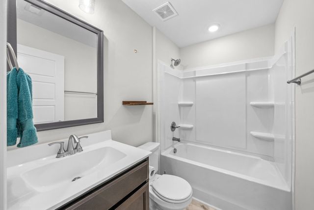 2094 Ireland Way, Clarksville, TN 37042