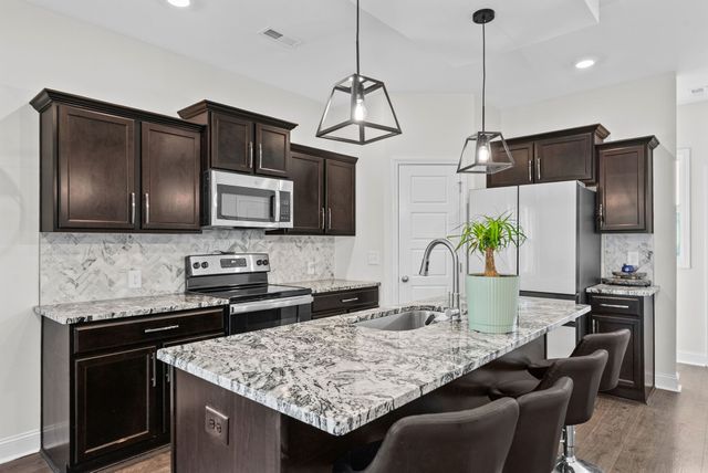 2094 Ireland Way, Clarksville, TN 37042