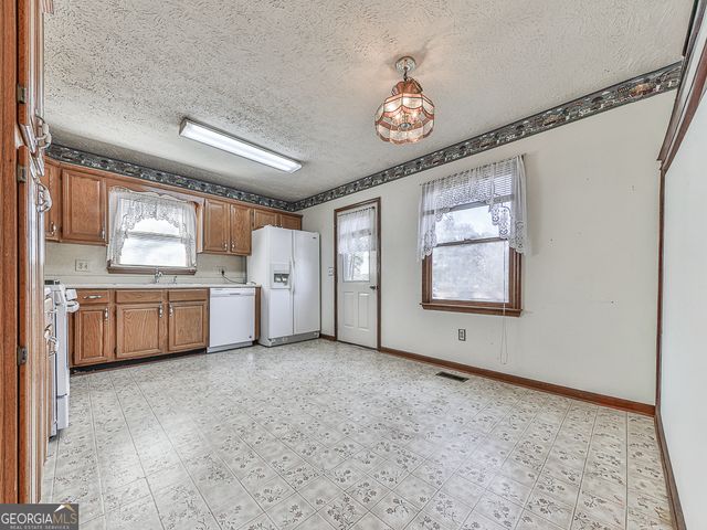 4860 Cove Street, Acworth, GA 30101