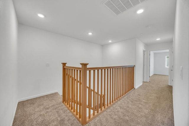 11076 International Dr, Rancho Cordova, CA 95670