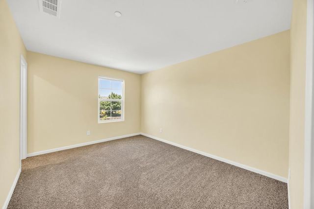 11076 International Dr, Rancho Cordova, CA 95670