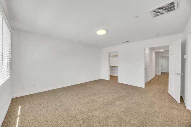 11076 International Dr, Rancho Cordova, CA 95670