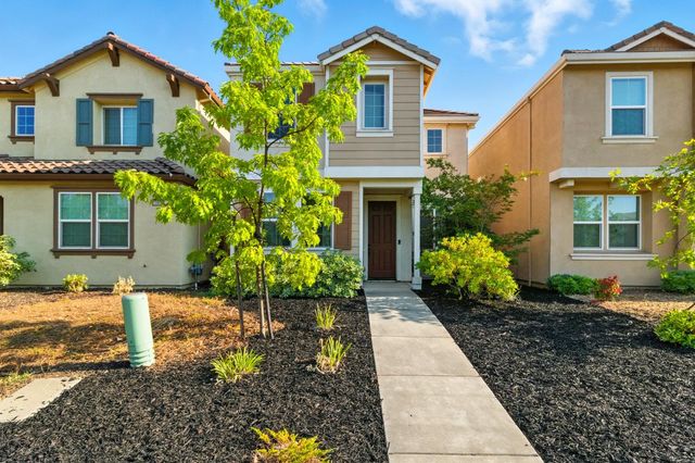 11076 International Dr, Rancho Cordova, CA 95670