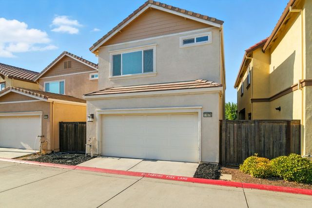 11076 International Dr, Rancho Cordova, CA 95670