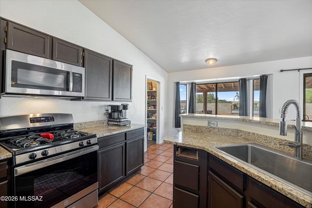 8721 N Chinaberry Way, Tucson, AZ 85742