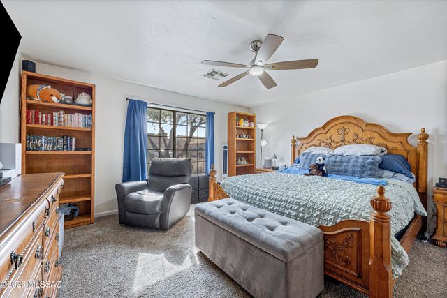 8721 N Chinaberry Way, Tucson, AZ 85742