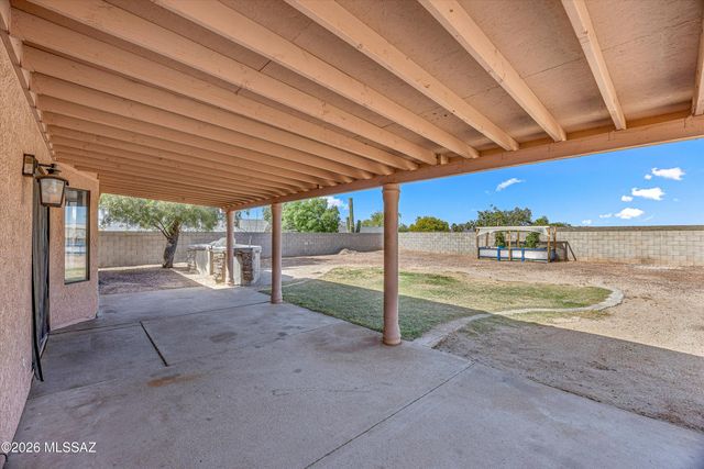 8721 N Chinaberry Way, Tucson, AZ 85742