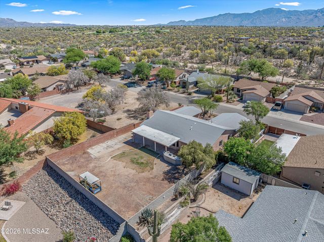 8721 N Chinaberry Way, Tucson, AZ 85742