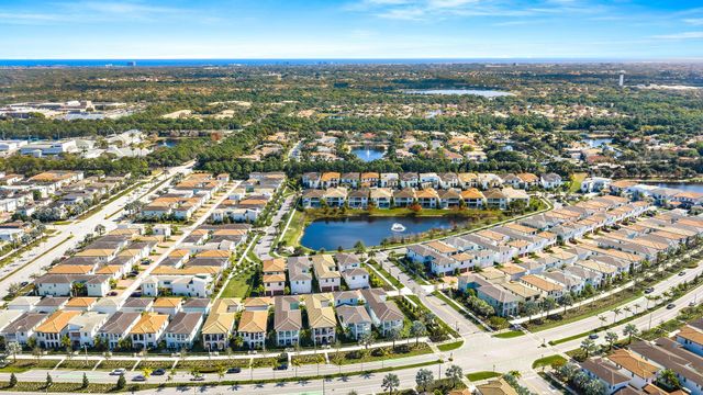 13190 Alton Road, Palm Beach Gardens, FL 33418