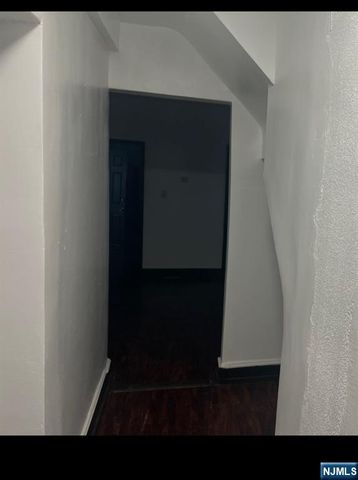 192-194 Vermont Avenue, Newark, NJ 07106