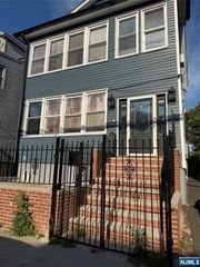 192-194 Vermont Avenue, Newark, NJ 07106