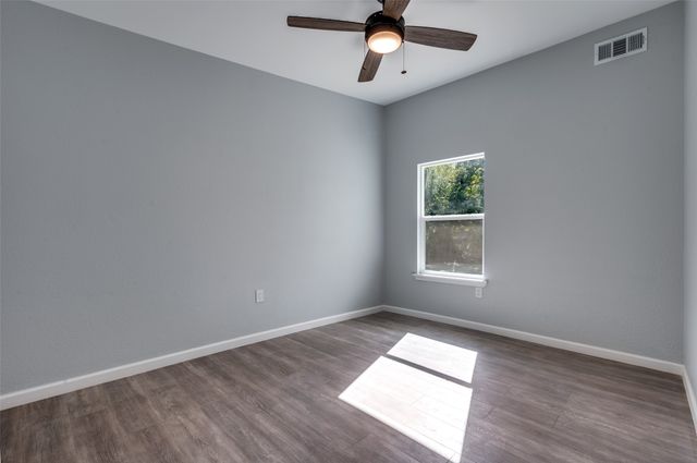 718 Glen Rhea Drive, Lake Dallas, TX 75065