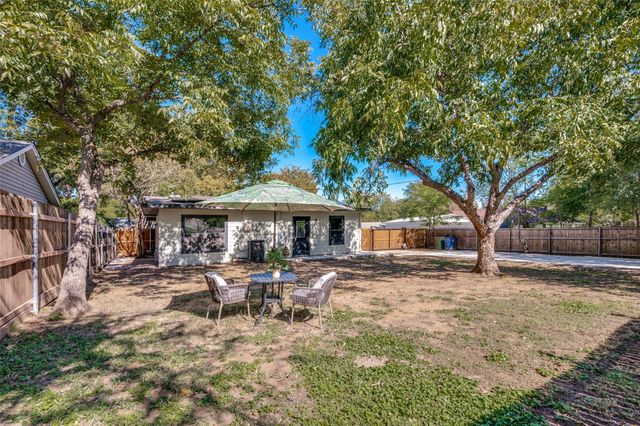 718 Glen Rhea Drive, Lake Dallas, TX 75065