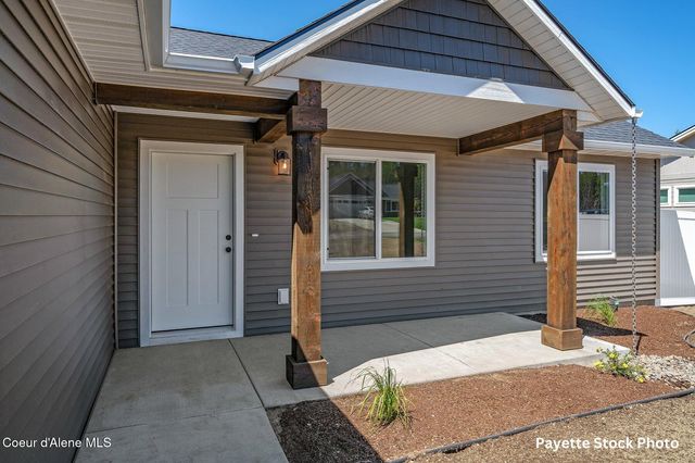 11541 N CLAPTON LN, Rathdrum, ID 83858