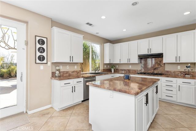 33741 Mckenny, Yucaipa, CA 92399