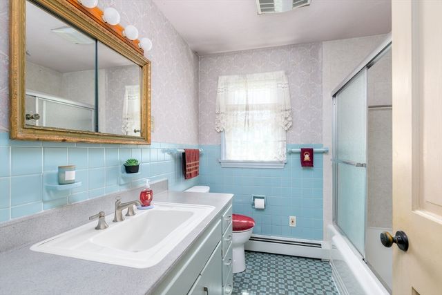 55 Oldcommon Road, Auburn, MA 01501