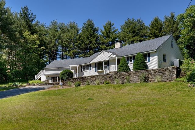 55 Oldcommon Road, Auburn, MA 01501