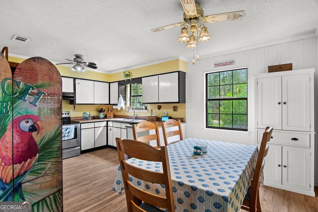 641 Tideland Drive, Midway, GA 31320