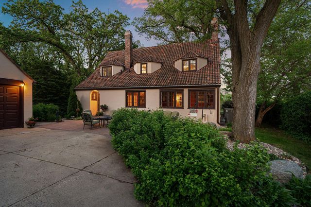 808 4th Street SW, Austin, MN 55912