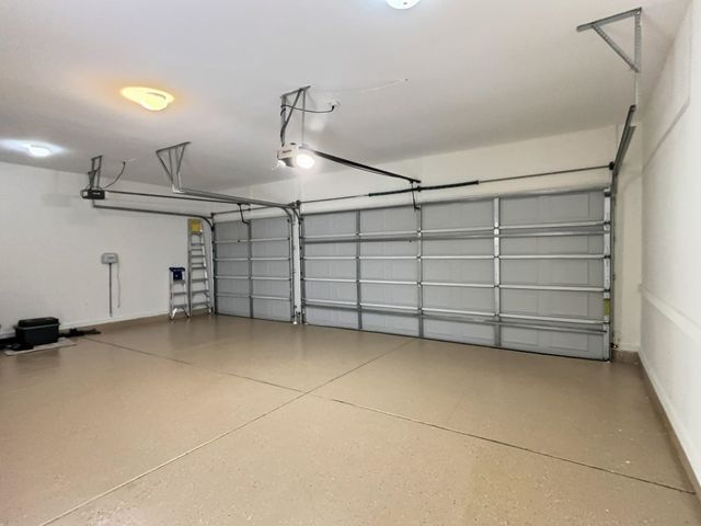 1011 RUSSELL FARMS RD, Collierville, TN 38017