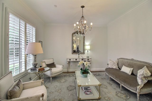 1011 RUSSELL FARMS RD, Collierville, TN 38017