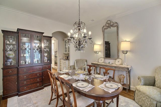 1011 RUSSELL FARMS RD, Collierville, TN 38017