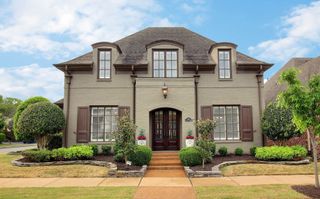 1011 RUSSELL FARMS RD, Collierville, TN 38017