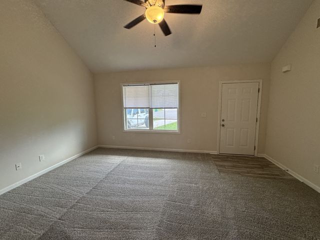 1605 Gambill Wood Dr, Smyrna, TN 37167