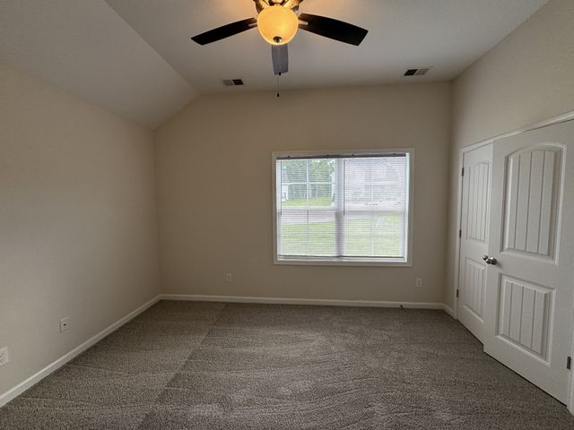 1605 Gambill Wood Dr, Smyrna, TN 37167