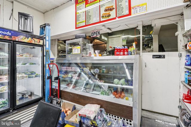 5977 OGONTZ AVE, Philadelphia, PA 19141