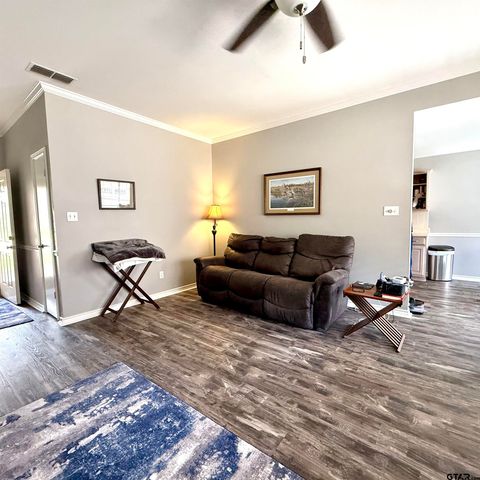 5401 Hollytree Dr Unit 905, Tyler, TX 75703