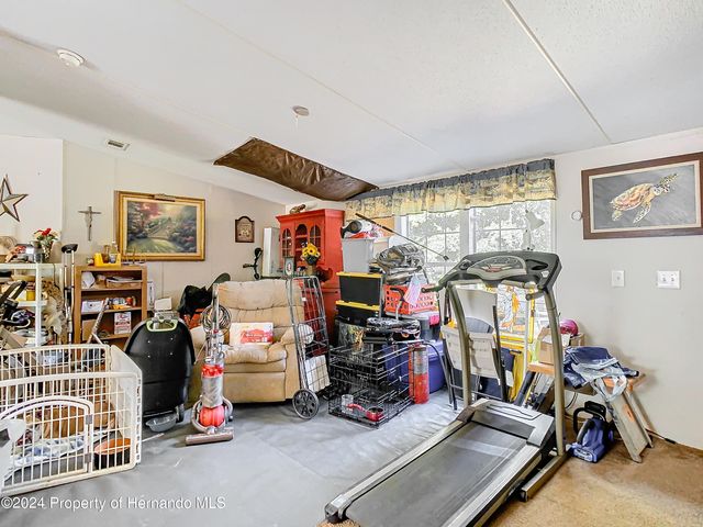 18214 Deason Drive, Spring Hill(pasco), FL 34610