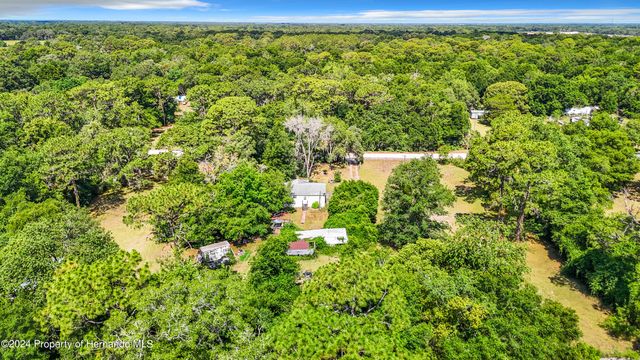 18214 Deason Drive, Spring Hill(pasco), FL 34610