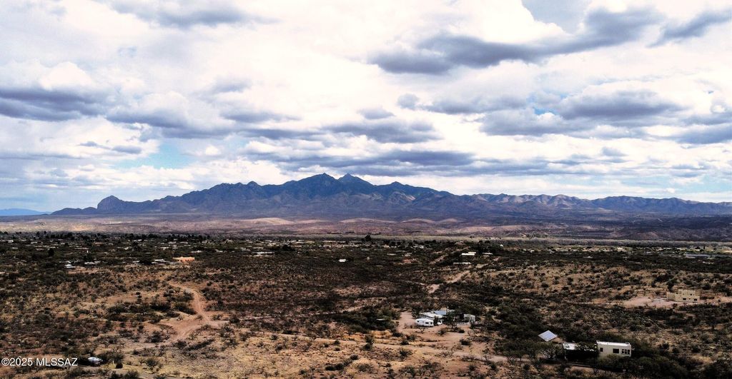 5 Vista De Torres Lane, Tubac, AZ 85646