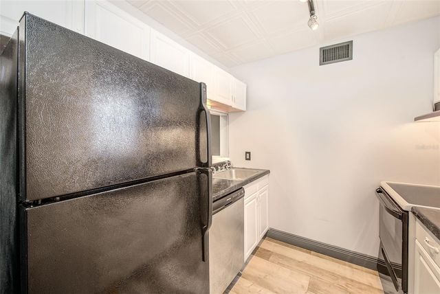 10453 CARROLLBROOK CIRCLE 222, Tampa, FL 33618