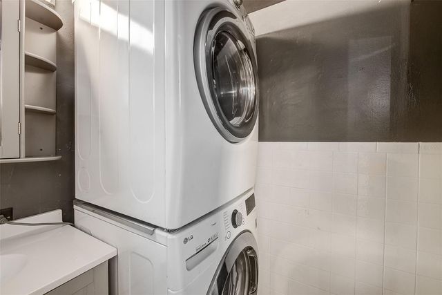 10453 CARROLLBROOK CIRCLE 222, Tampa, FL 33618