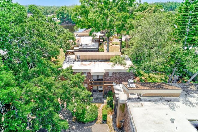 10453 CARROLLBROOK CIRCLE 222, Tampa, FL 33618